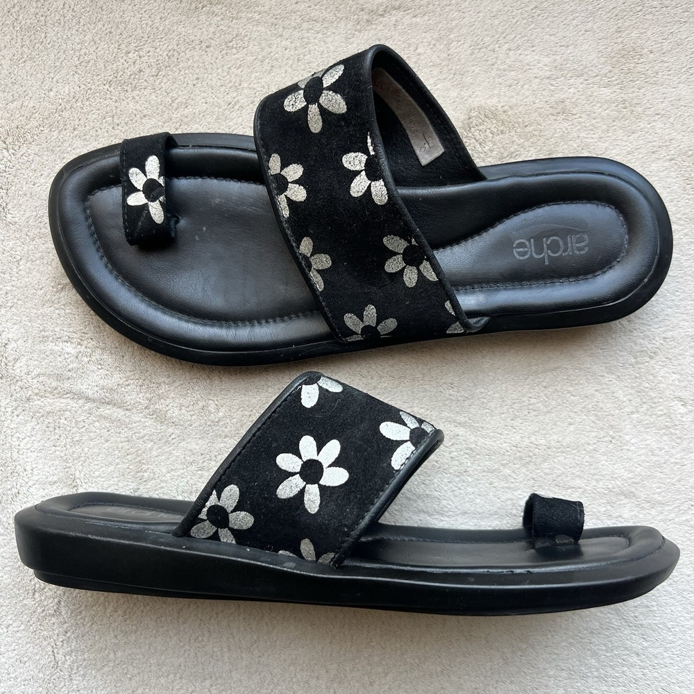 Arche 5.5‎ EU 36 runs big Black Suede Silver Flower Flat Sandal Toe Ring Casual